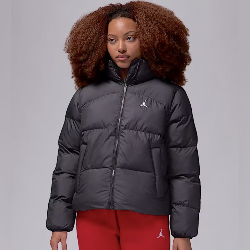 Jordan Nike - Air Jordan Black Puffer Jacket Women's Size Medium (NWT)